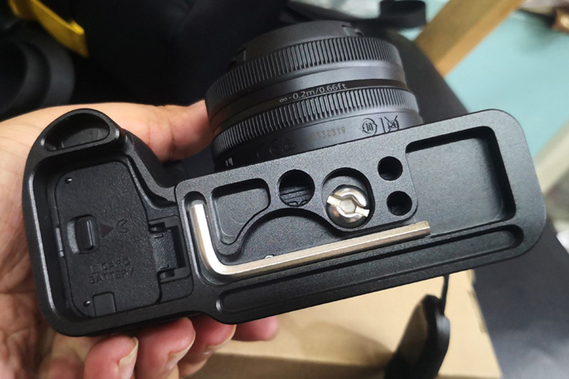 لوحة الإفراج السريع لكاميرا Ni - مراجعة Nikon Camera Z50 وسعره